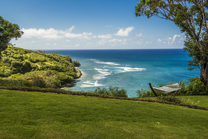 Kauaistyle.com Estate overlooking Anini beach